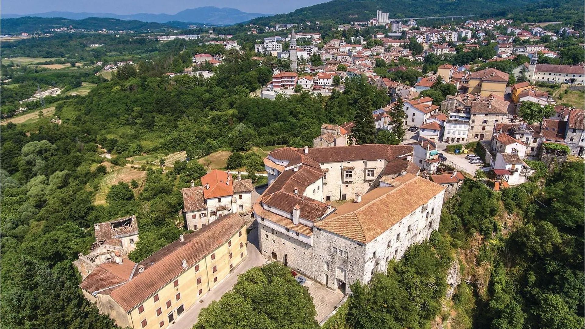 Beautiful Apartment In Pazin With Wifi